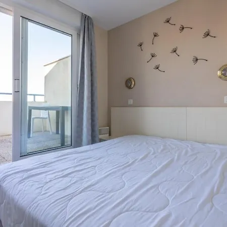 Bleu Marine - Maeva - 3 Pieces 6 Personnes Vue - Confort Mae-2885 * לאקאנו